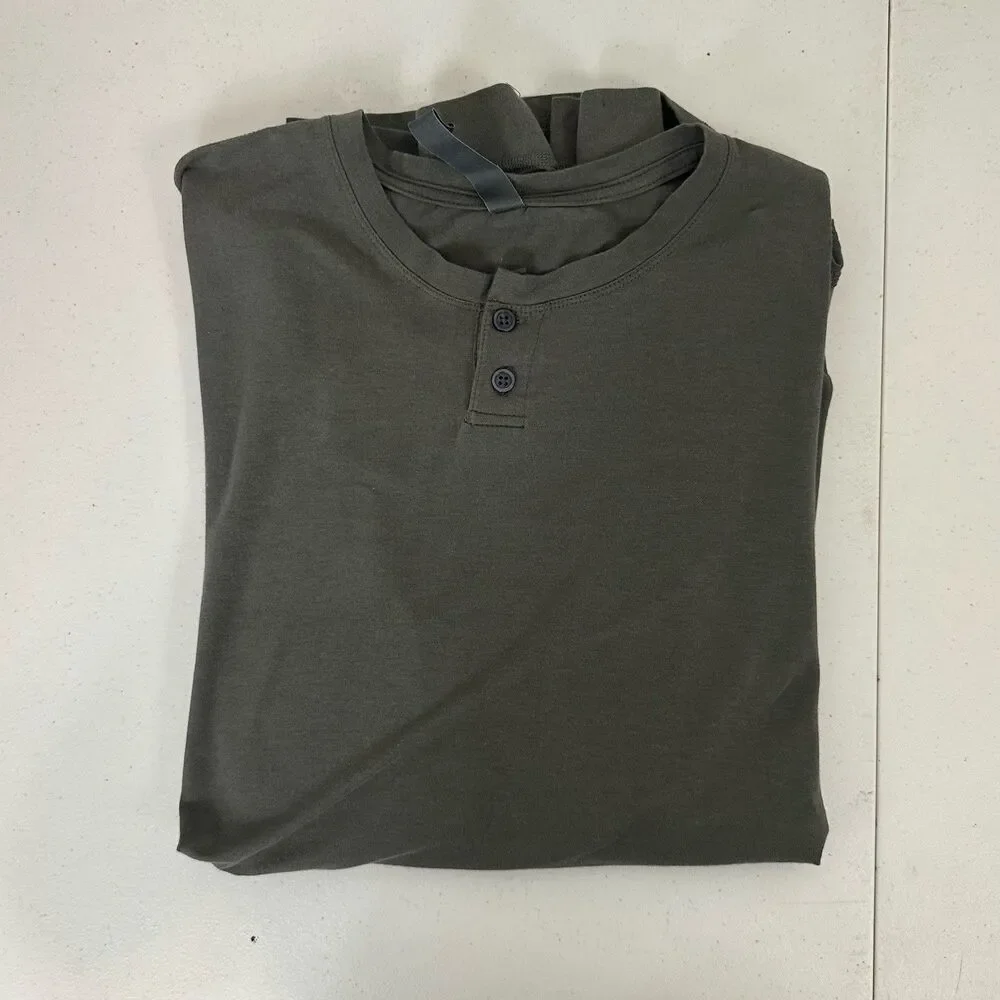 Vuori Long Sleeve Ever Henley Shirt Mens Size  Large Green/Oregano Pima Cotton